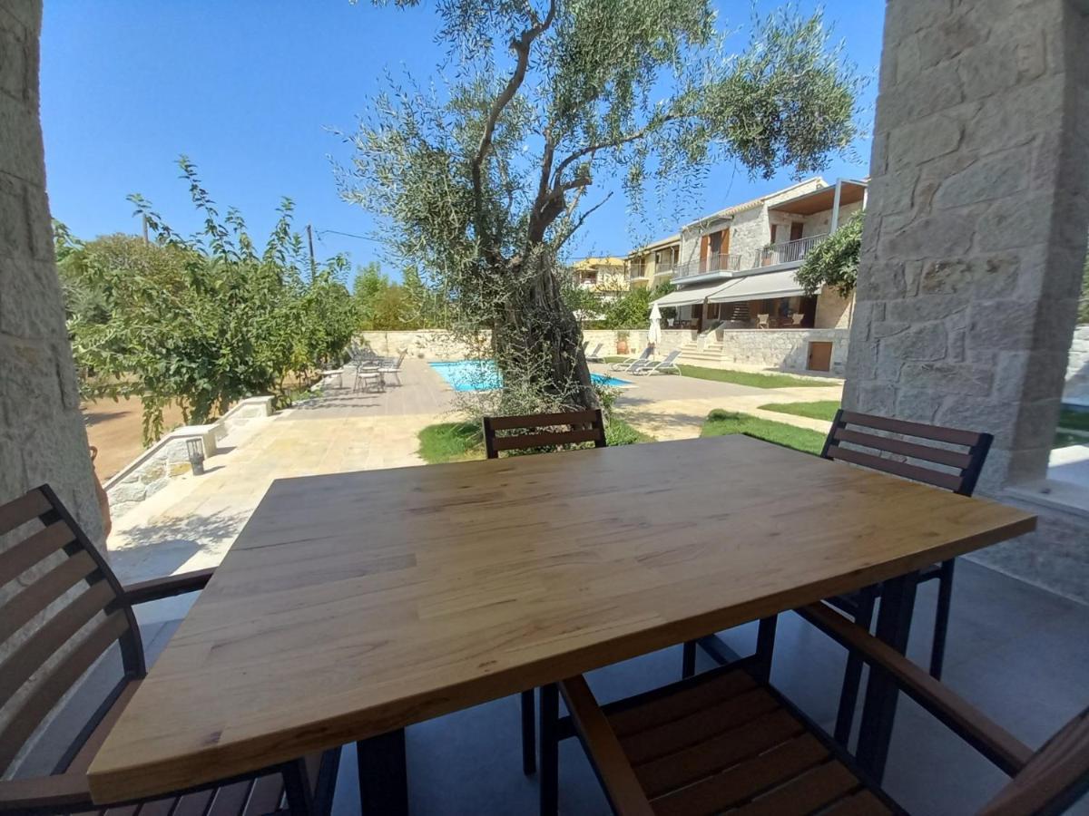 Zefiros Luxury Apartments Sívota 外观 照片